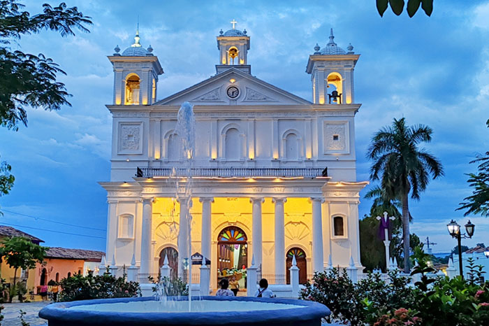 El Salvador North side tour